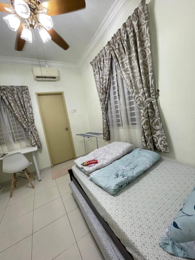 3r D'latania Senawang Taman percutian